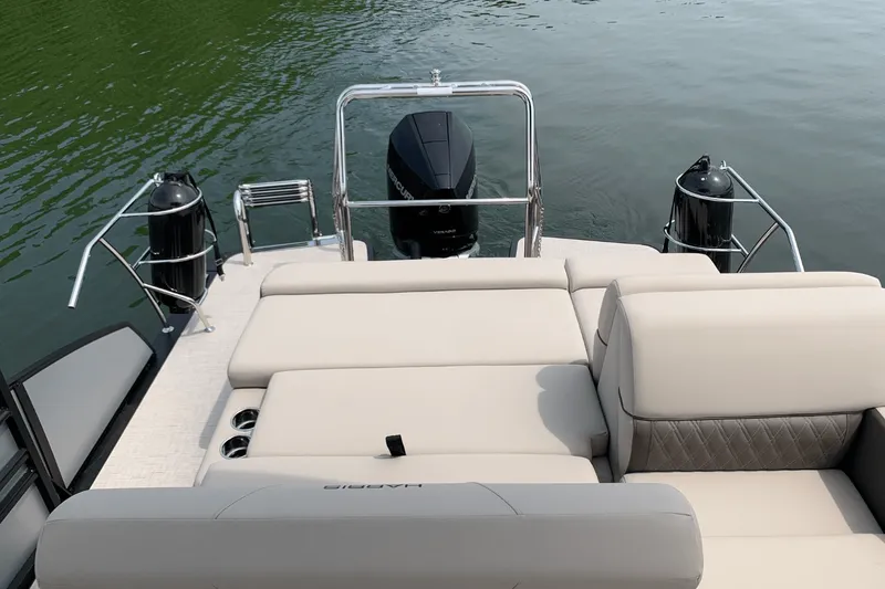 Slide: The Image of Harris 250 Sunliner Sport 2025 - 9