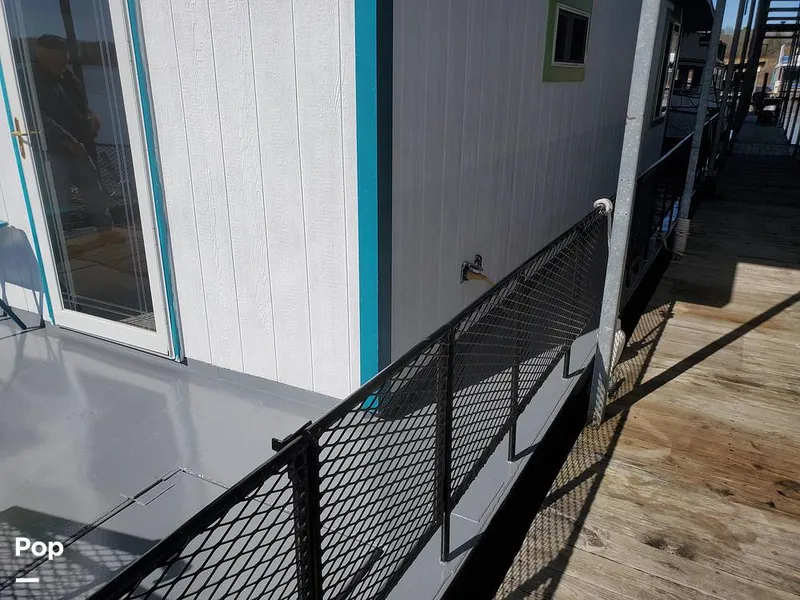 Slide: The Image of Custom 50-Foot Houseboat 2019 - 10100728