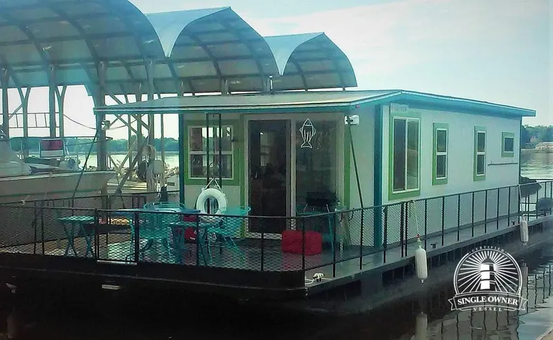 Slide: The Image of Custom 50-Foot Houseboat 2019 - 11518225