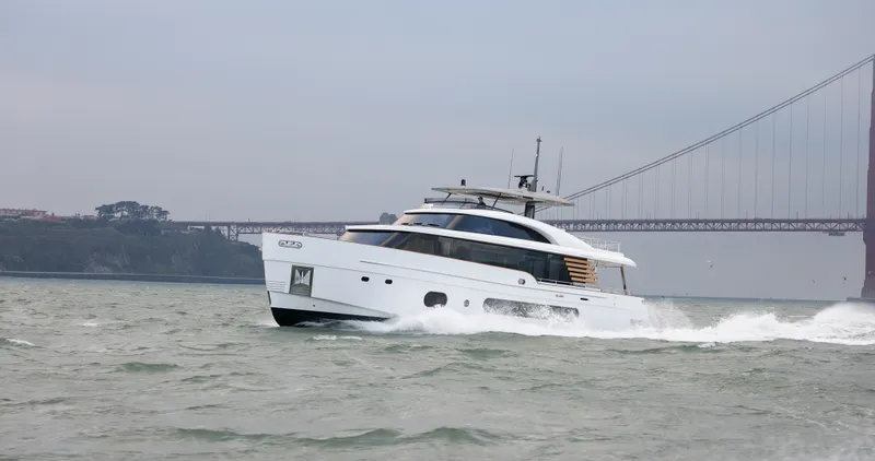 Slide: The Image of Azimut Magellano 25M 2026 - 11