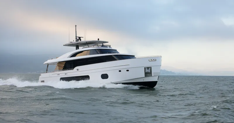 Slide: The Image of Azimut Magellano 25M 2026 - 3