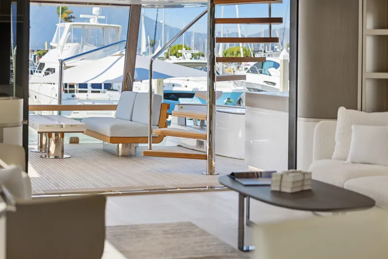 Slide: The Image of Azimut Magellano 25M 2026 - 44