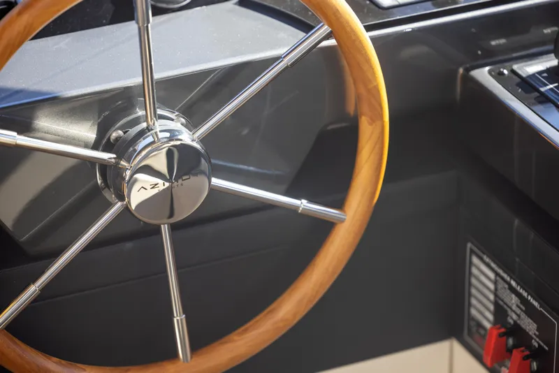 Slide: The Image of Azimut Magellano 25M 2026 - 48