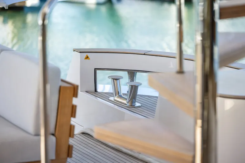 Slide: The Image of Azimut Magellano 25M 2026 - 52