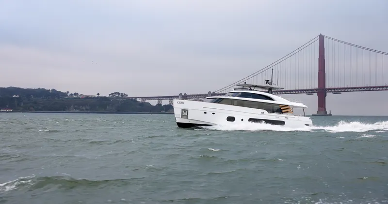 Slide: The Image of Azimut Magellano 25M 2026 - 9