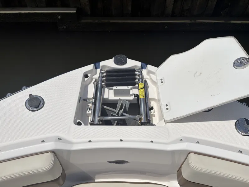 Slide: The Image of Chaparral 230 SunCoast 2018 - 7