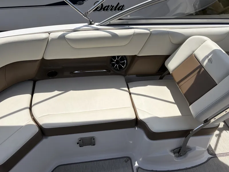 Slide: The Image of Chaparral 230 SunCoast 2018 - 13