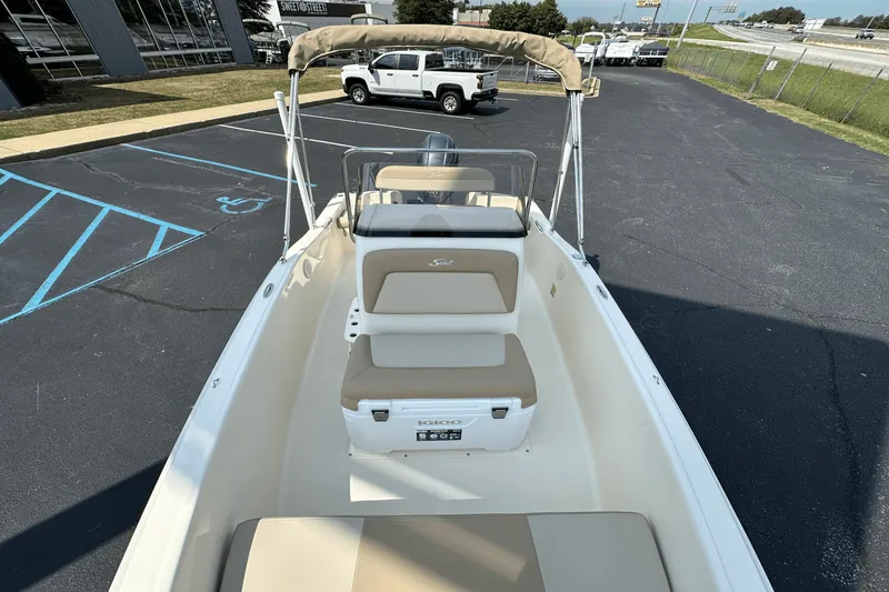 Slide: The Image of Scout 175 Sportfish 2025 - 17