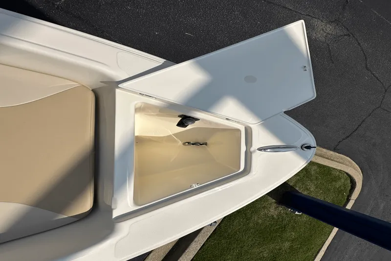 Slide: The Image of Scout 175 Sportfish 2025 - 18