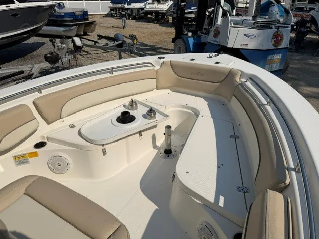 Slide: The Image of NauticStar 2302 Legacy 2018 - 5