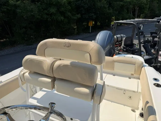 Slide: The Image of NauticStar 2302 Legacy 2018 - 7
