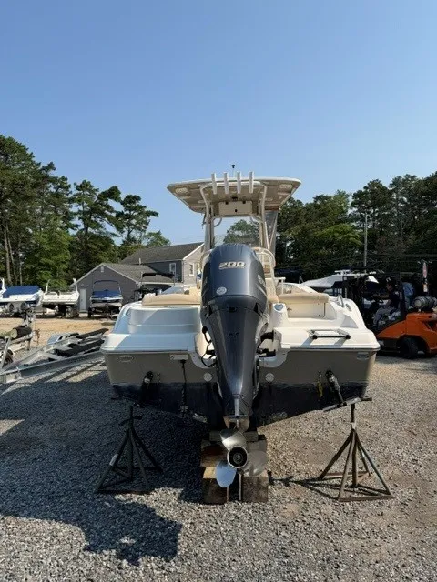 The Image of NauticStar 2302 Legacy 2018 - 0