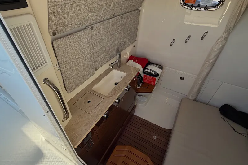 Slide: The Image of Boston Whaler 360 Outrage 2026 - 39