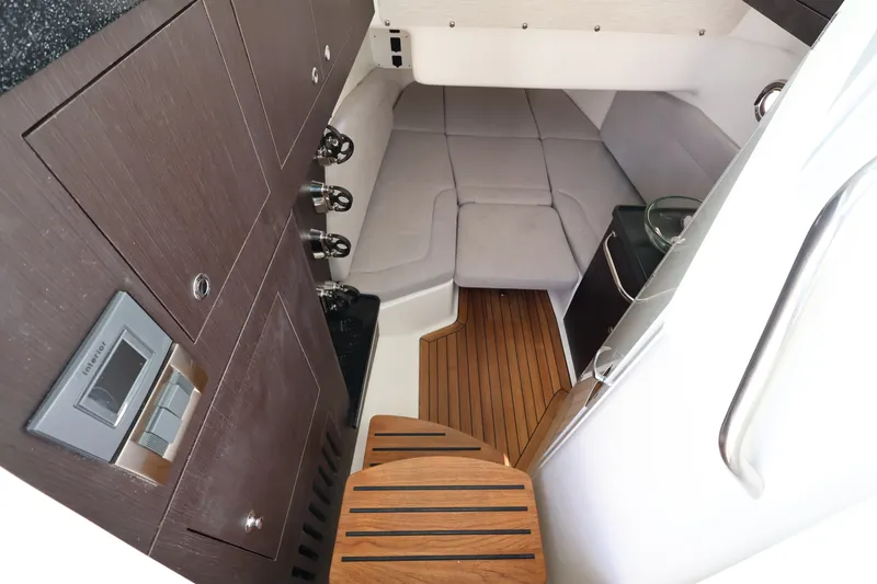 Slide: The Image of Boston Whaler 380 Outrage 2026 - 25