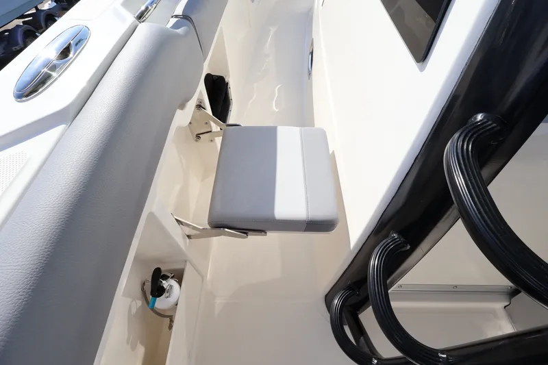 Slide: The Image of Boston Whaler 380 Outrage 2026 - 34