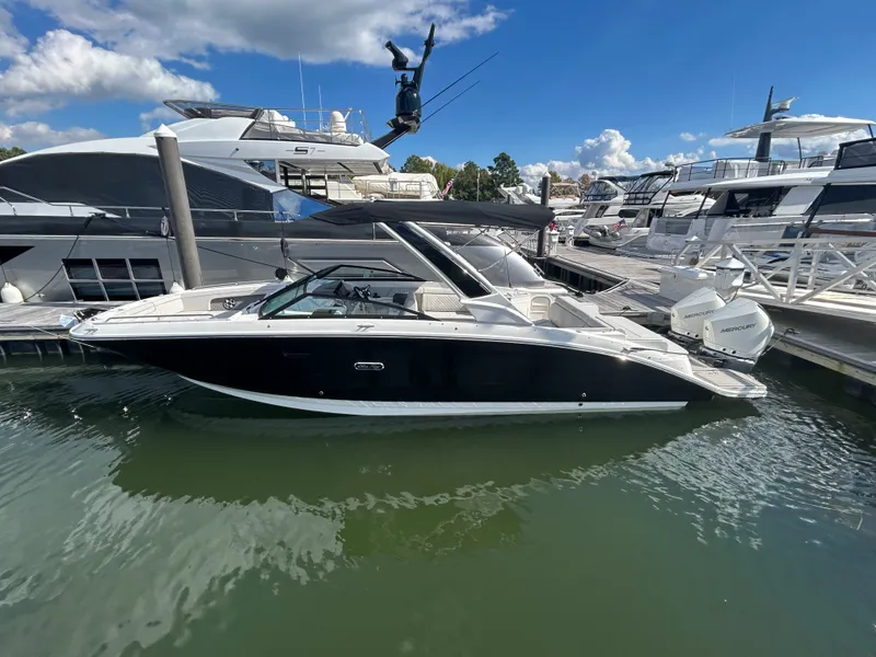 Slide: The Image of Sea Ray SDX 290 Outboard 2026 - 11