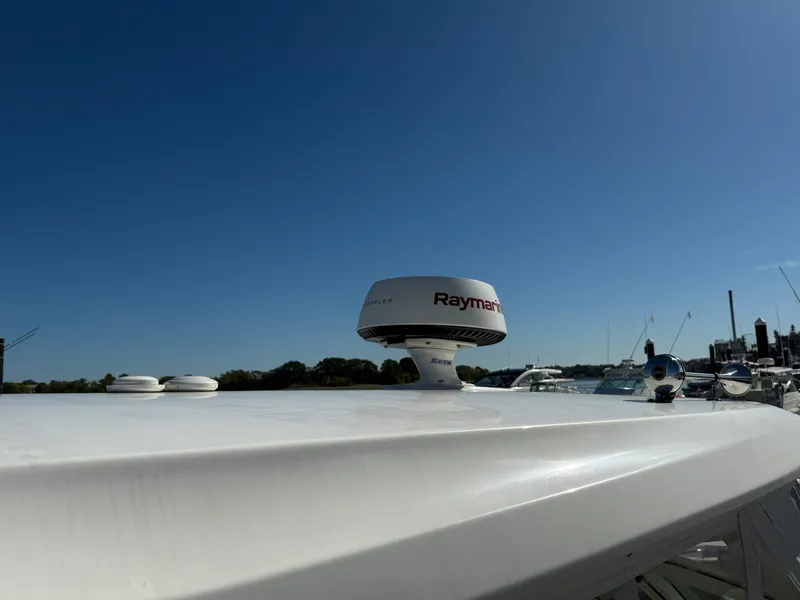 Slide: The Image of Boston Whaler VANTAGE 2022 - 23