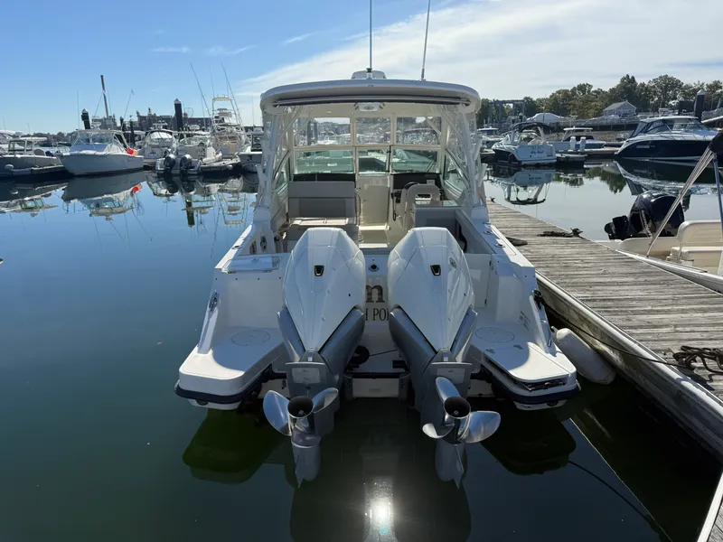 Slide: The Image of Boston Whaler VANTAGE 2022 - 3
