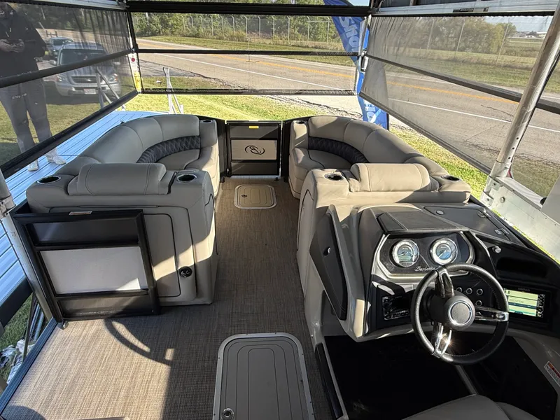 Slide: The Image of Barletta L23QC 2021 - 9