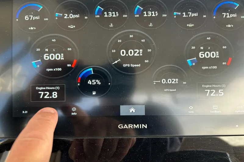 Slide: The Image of Scout 260 LXF 2024 - 10