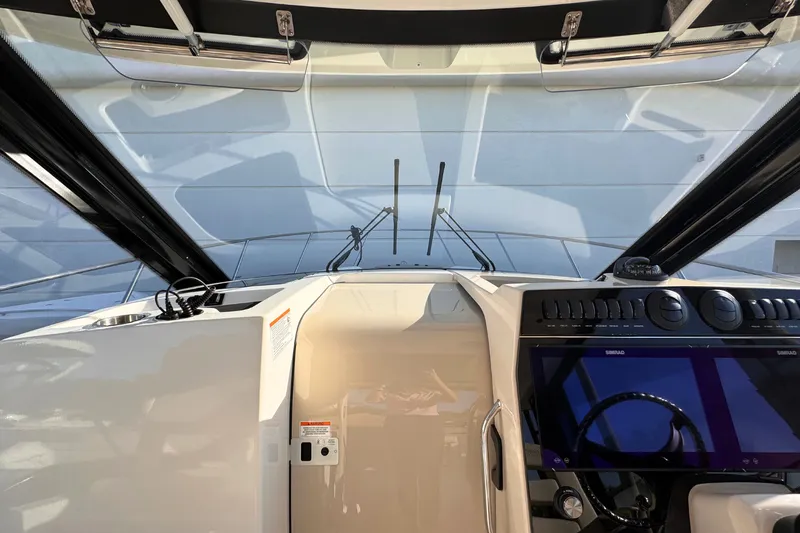 Slide: The Image of Boston Whaler 325 Conquest 2026 - 27