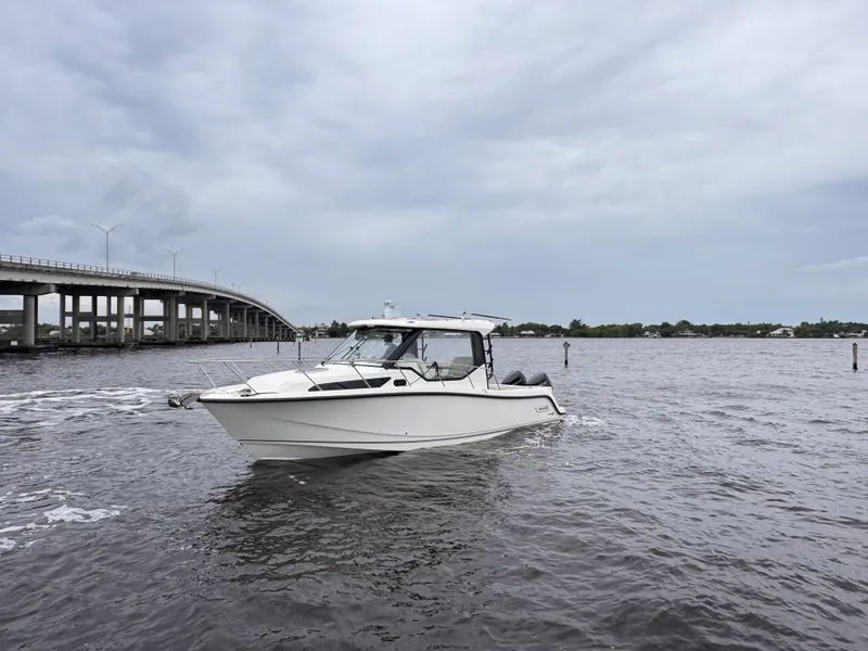 Slide: The Image of Boston Whaler 325 Conquest 2026 - 3