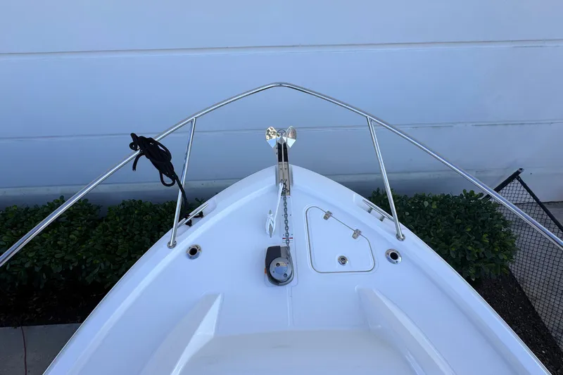 Slide: The Image of Boston Whaler 325 Conquest 2026 - 36