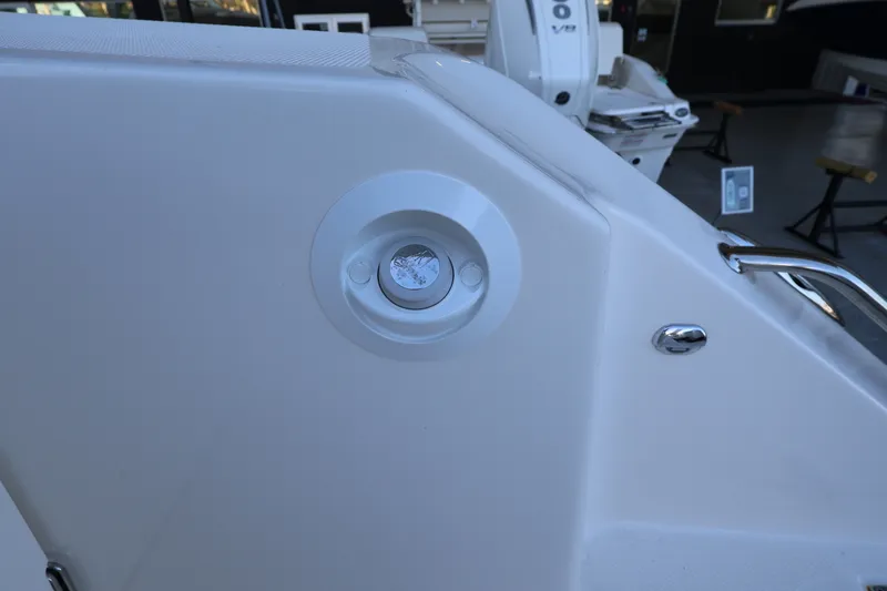 Slide: The Image of Boston Whaler 330 Outrage 2026 - 45