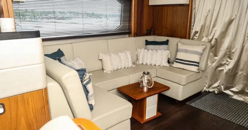 Slide: The Image of Sunseeker Manhattan 65 2016 - 10