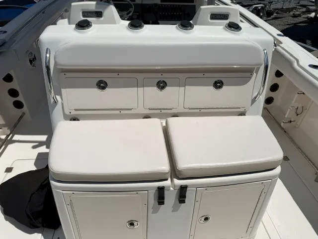Slide: The Image of Robalo R300 2016 - 9