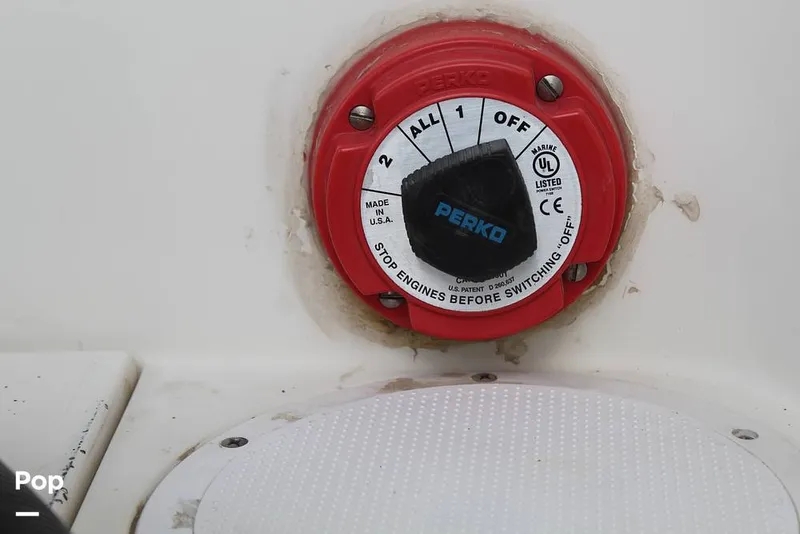 Slide: The Image of Battery Switch - 10202884