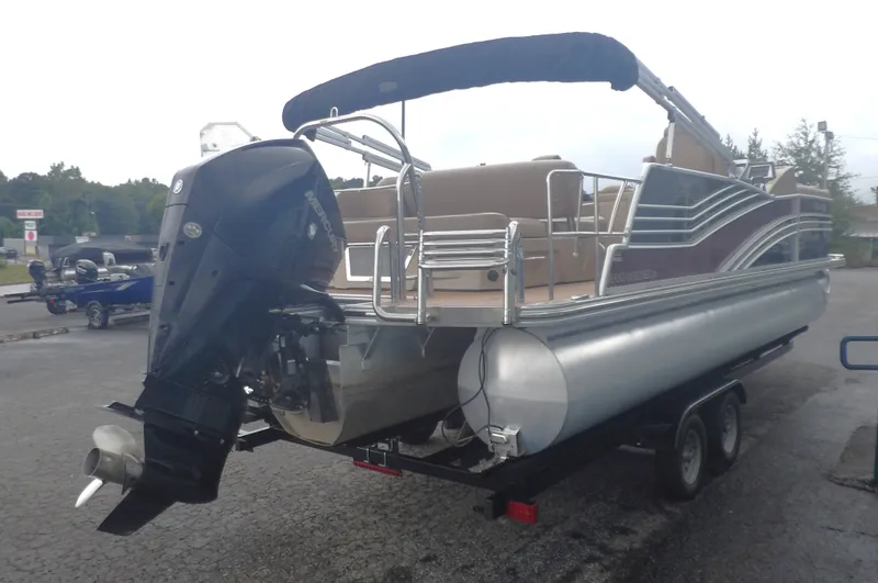 Slide: The Image of Harris Grand Mariner 250 2019 - 4