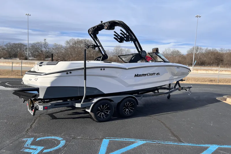 Slide: The Image of MasterCraft NXT22 2025 - 5