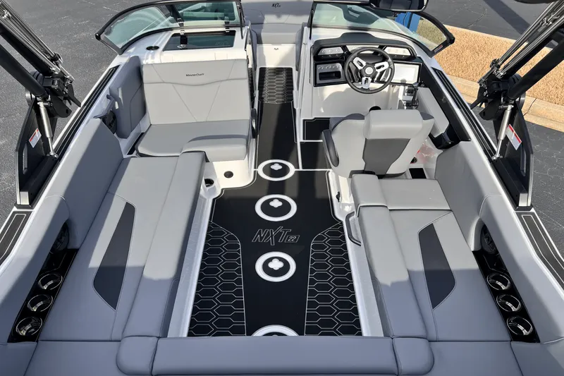 Slide: The Image of MasterCraft NXT22 2025 - 9