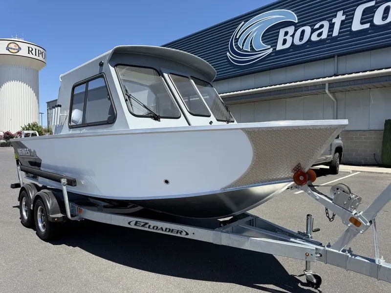 Slide: The Image of Hewescraft 190 Sea Runner Hardtop 2026 - 2
