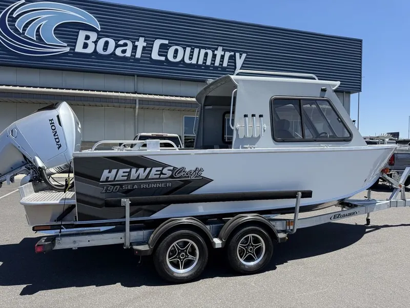 Slide: The Image of Hewescraft 190 Sea Runner Hardtop 2026 - 3