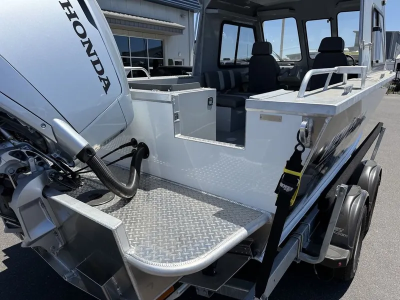 Slide: The Image of Hewescraft 190 Sea Runner Hardtop 2026 - 5