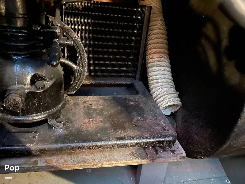 Slide: The Image of Stephens 38 Sedan 1947 - 10268024