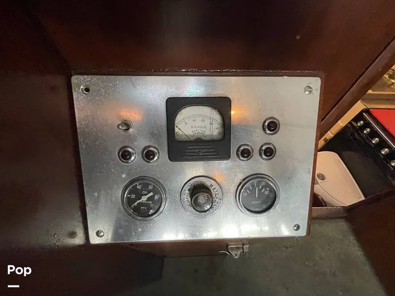 Slide: The Image of Stephens 38 Sedan 1947 - 10267892