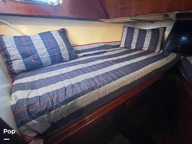 Slide: The Image of Stephens 38 Sedan 1947 - 10267977