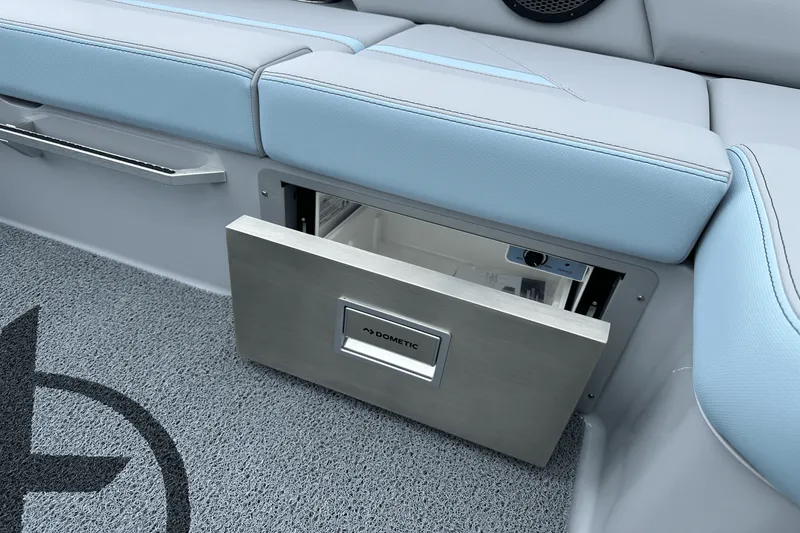 Slide: The Image of Mastercraft X26 2025 - 22