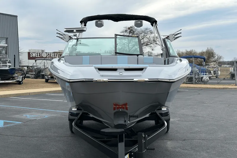 Slide: The Image of Mastercraft X26 2025 - 4