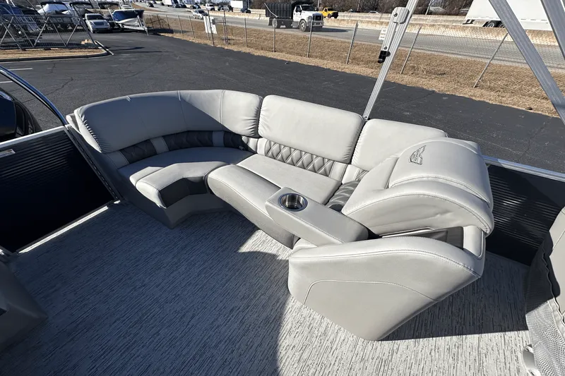 Slide: The Image of Bennington 23RSR 2025 - 12