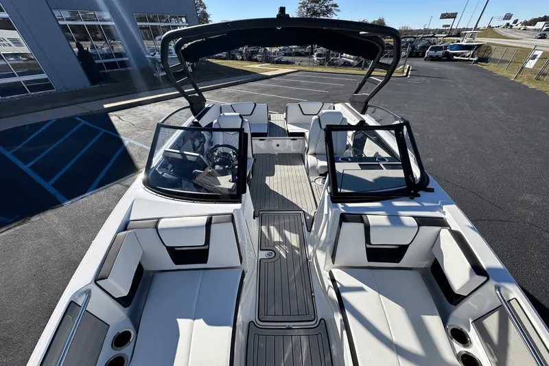 Slide: The Image of Yamaha 222SD 2025 - 10