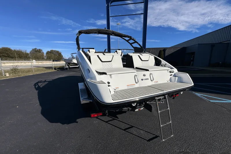 Slide: The Image of Yamaha 222SD 2025 - 3