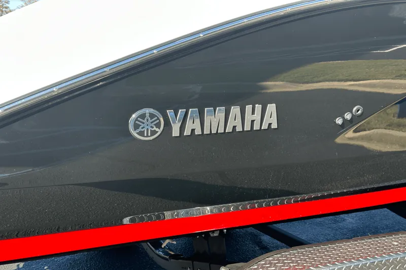 Slide: The Image of Yamaha 222SD 2025 - 4