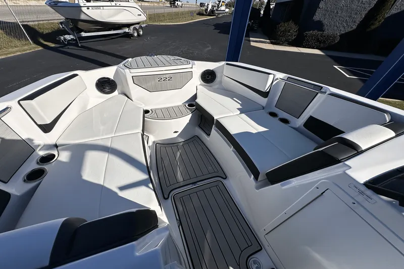 Slide: The Image of Yamaha 222SD 2025 - 6