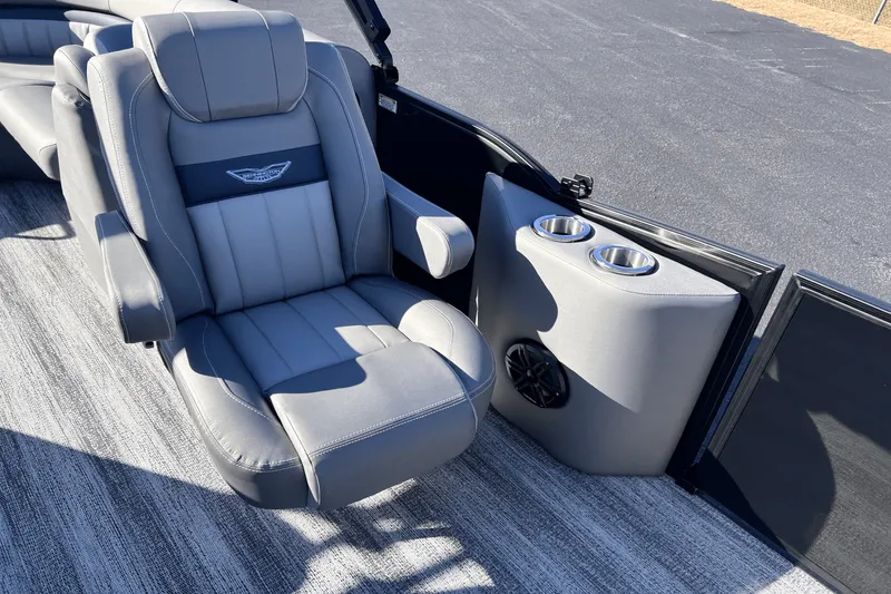 Slide: The Image of Bennington 23LXS 2025 - 11