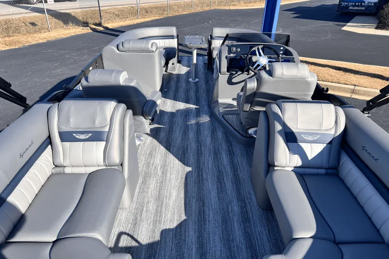 Slide: The Image of Bennington 23LXS 2025 - 18