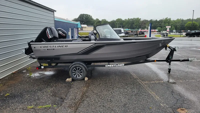 Slide: The Image of Crestliner 1750 Hawk 2027 - 1